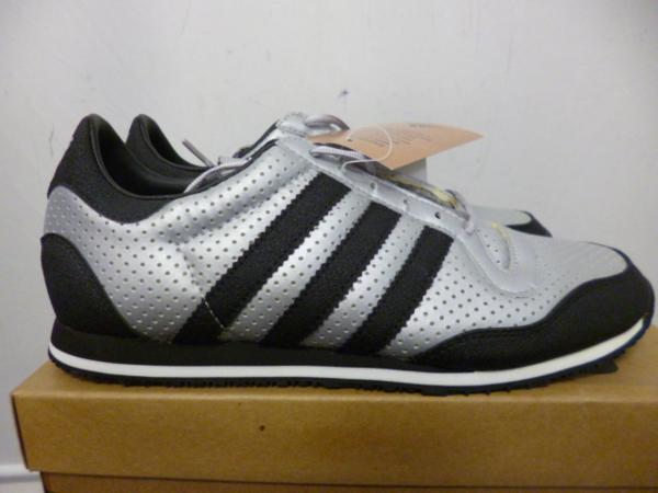 アディダス adidas GALAXY 661989 99年製 (2)