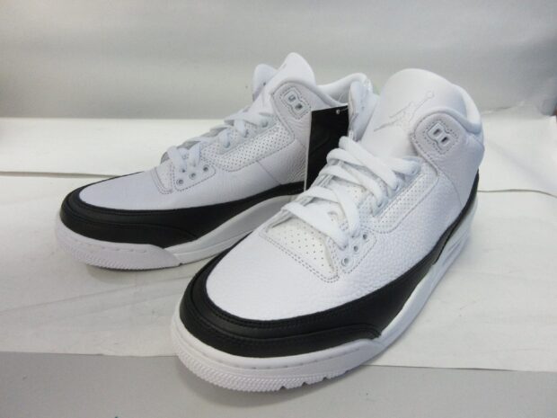 ナイキ　NIKE　AIR JORDAN 3 RETRO SP FRAGMENT DESIGN DA3595-100 スニーカー