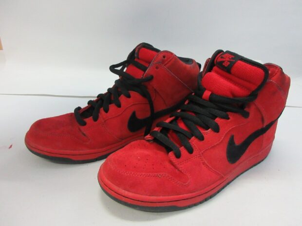 ナイキ　NIKE SB DUNK HIGH PRO RED DEVIL 305050-600 スニーカー