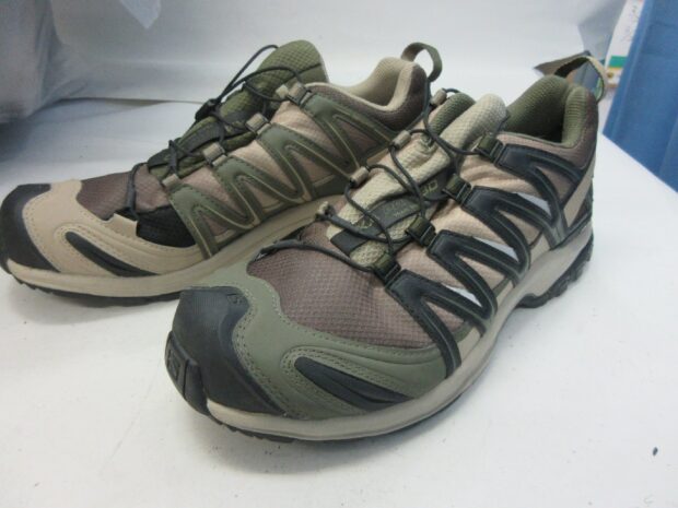 サロモン ビームス SALOMON x BEAMS 別注 XA PRO 3D GTX 412598 アシンメトリー GORE-TEX スニーカー　