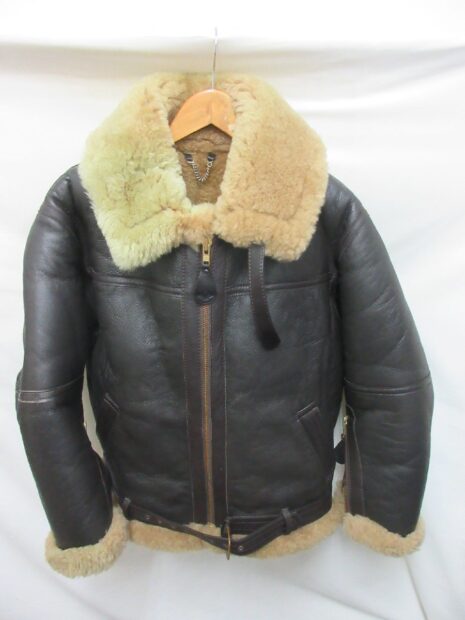 アービン IRVIN B-3　リアルムートンフライトジャケット