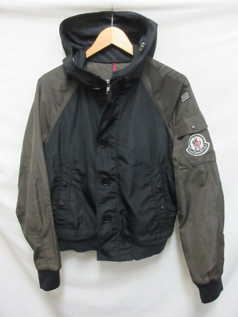 モンクレール MONCLER ドーバーストリートマーケット ナイロン アームロゴワッペン付 ジップアップ ジャケット