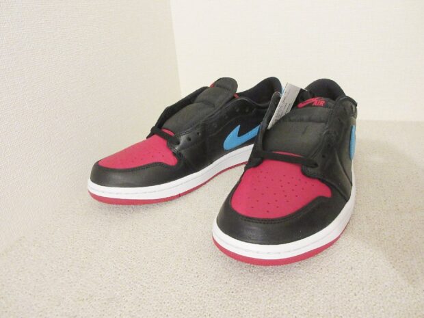 ナイキ NIKE WMNS AIR JORDAN 1 LOW OG UNC TO CHICAGO エアジョーダン1 CZ0775-046 スニーカー