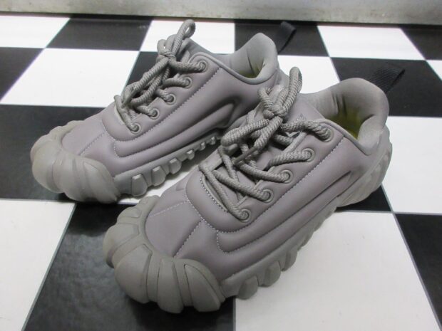 オニツカタイガーOnitsukaTiger DENTIGRE PUFF デンティグレ パフ スニーカー