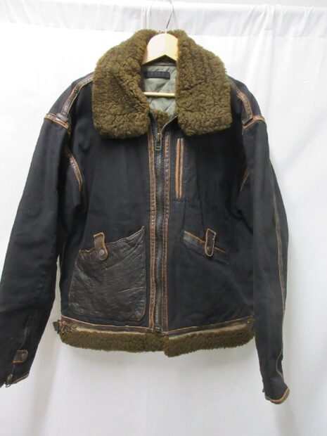 アヴィレックス　AVIREX大戦モデルB-3フライトジャケットムートンレザーコート
