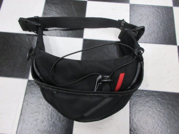 クシタニ　KUSHITANI ウエストバッグK-3600