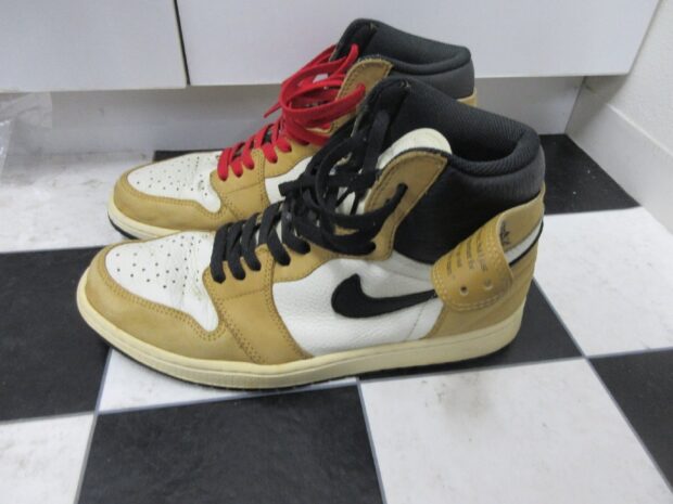 NIKE AIR JORDAN 1 RETRO HIGH OG Reekie of The Year 555088-700 スニーカー