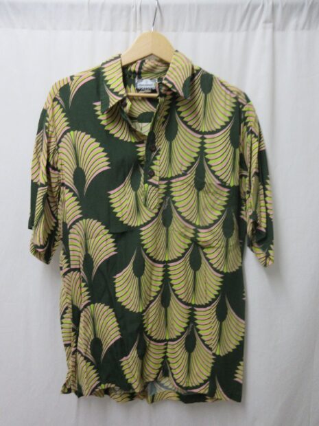 マヌヘアリィ Manuheali'i アロハシャツ