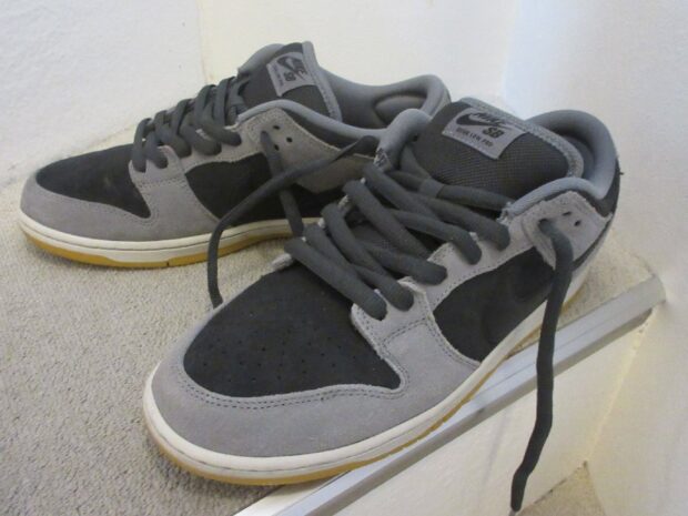 ナイキ　NIKE SB DUNK LOW PRO HF3063-001 スニーカー