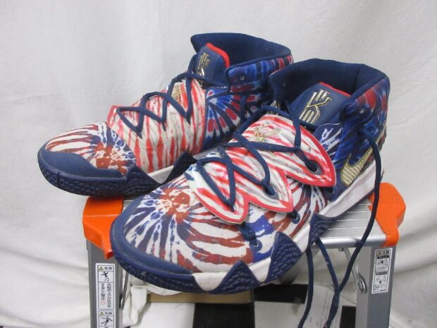 ナイキ　NIKE KYRIE KYBRID S2 EP　CT1971-400　スニーカー　