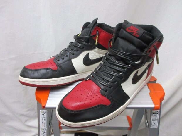 ナイキ NIKE AIR JORDAN 1 RETRO HIGH OG BRED TOE 555088-610 スニーカー