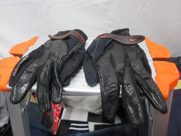 クシタニ　KUSHITANI 　レザーライディンググローブ